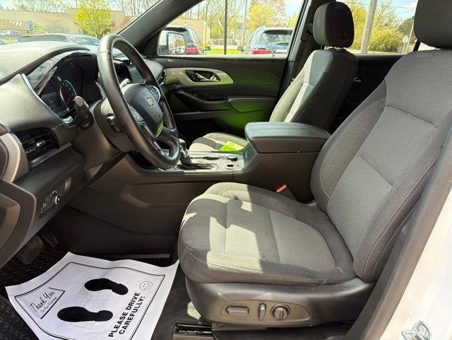 Certified Used 2023 Summit White Chevrolet LT Cloth image 25