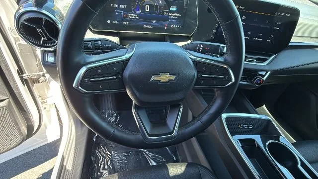 2025 Chevrolet Equinox LT - Photo 18