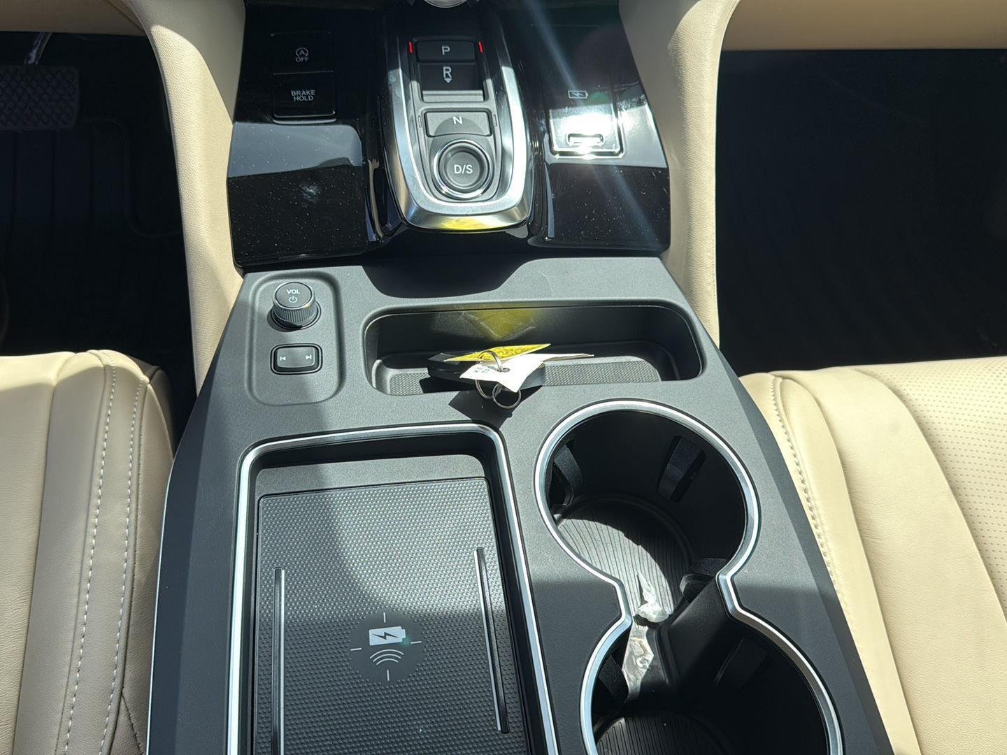 New 2026 Platinum White Pearl Acura SH-AWD w/Tech image 21