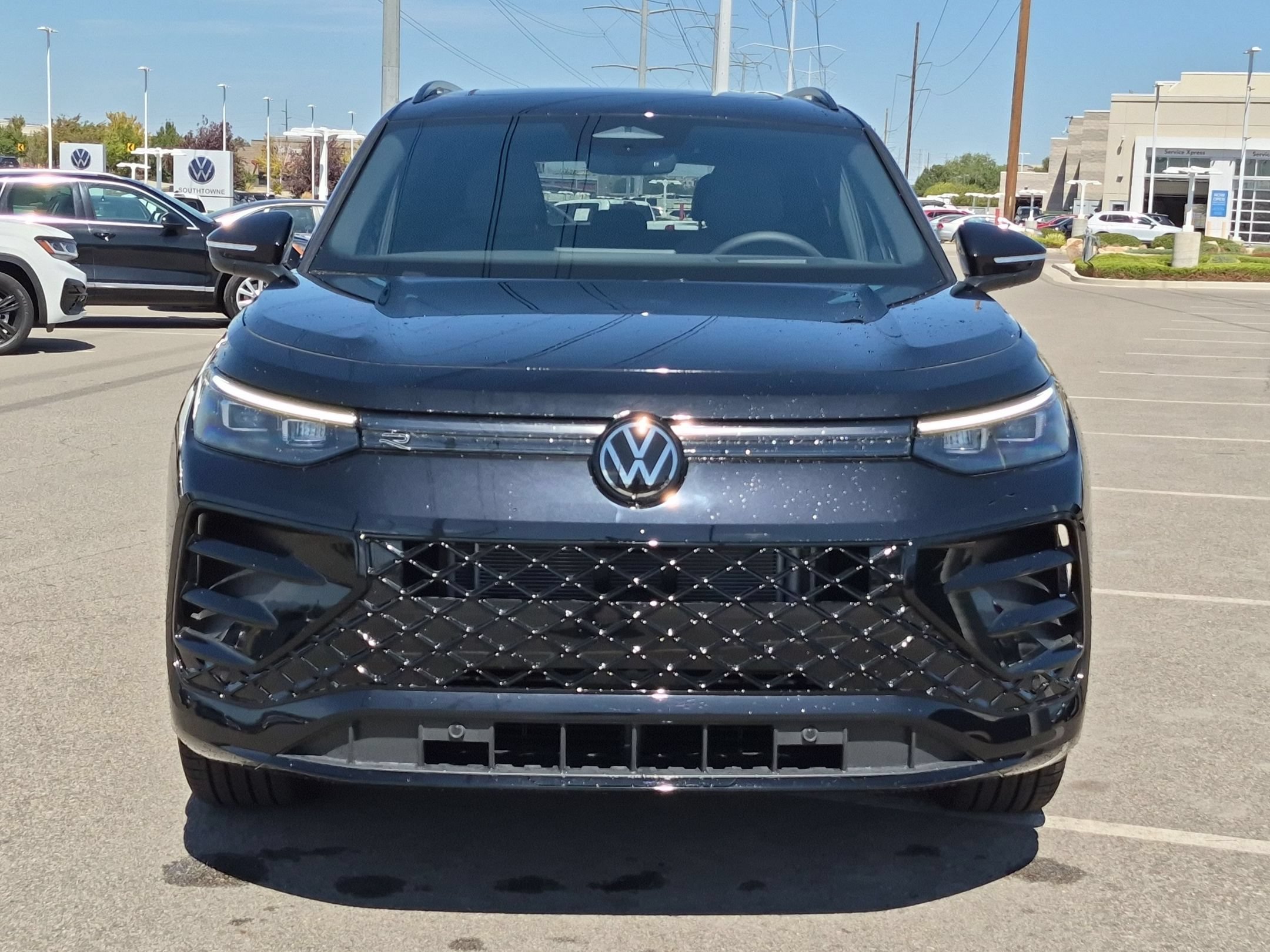 New 2026 Deep Black Pearl Volkswagen SE R-Line Black image 9
