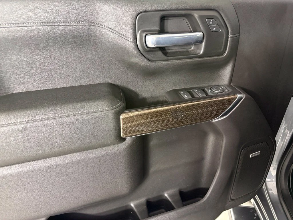 Used 2020 Gray Chevrolet RST image 17