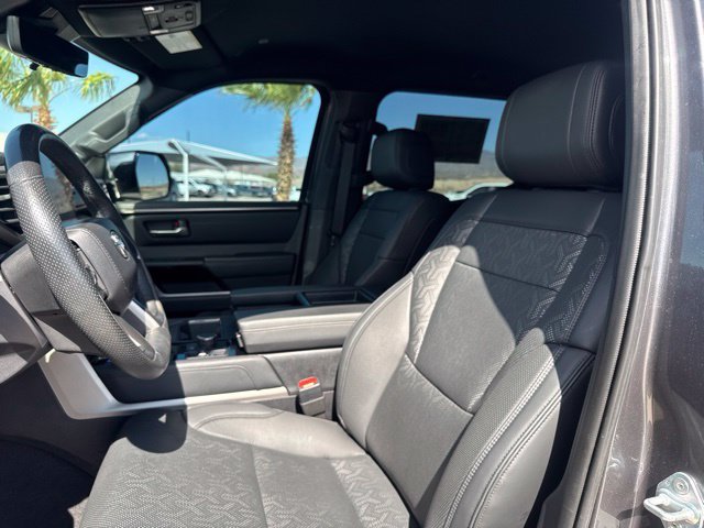 2025 Toyota Tundra Limited - Photo 18