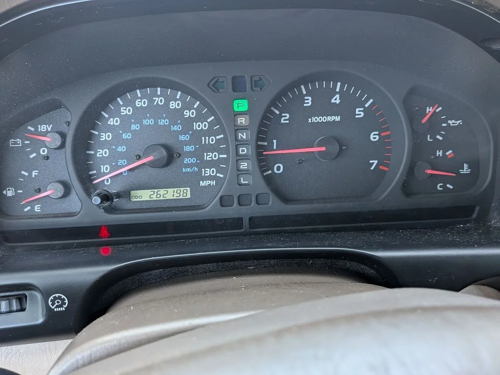 Used 2002 Green Toyota Base image 21