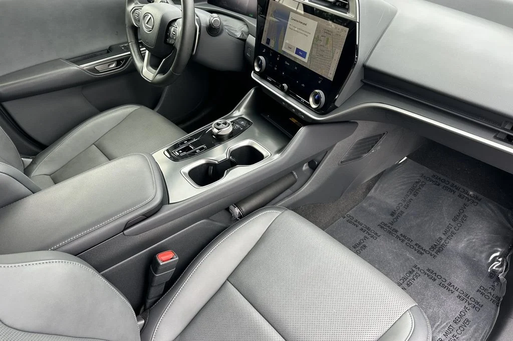 Used 2025 Gray Lexus  image 18