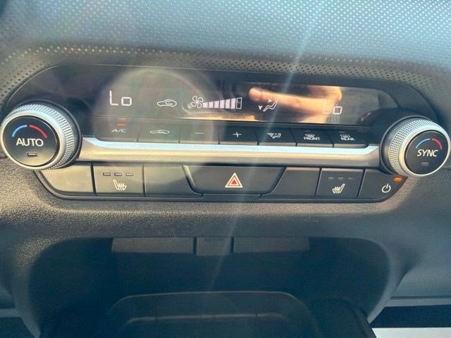 Used 2025 Wind Chill Pearl Mazda 2.5 S Preferred Package image 29