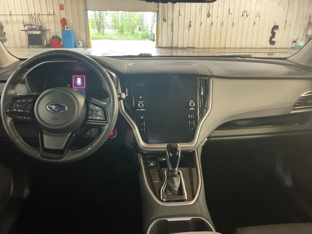 Used 2024 White Subaru Onyx Edition image 19
