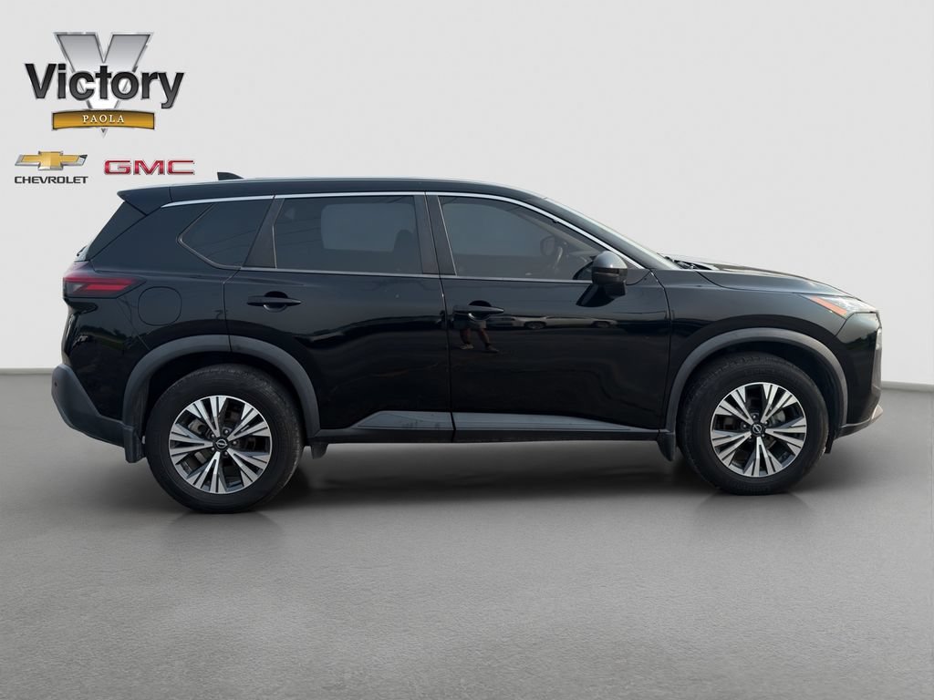 Used 2022 Black Nissan SV FWD image 7