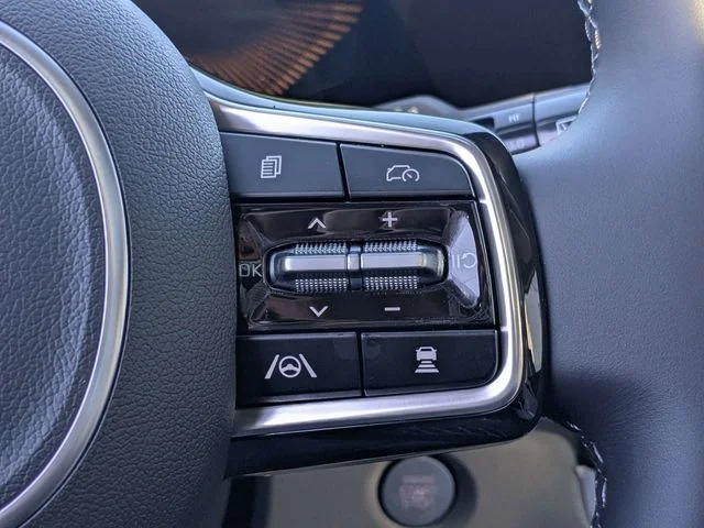 2025 Kia Sorento S - Photo 26
