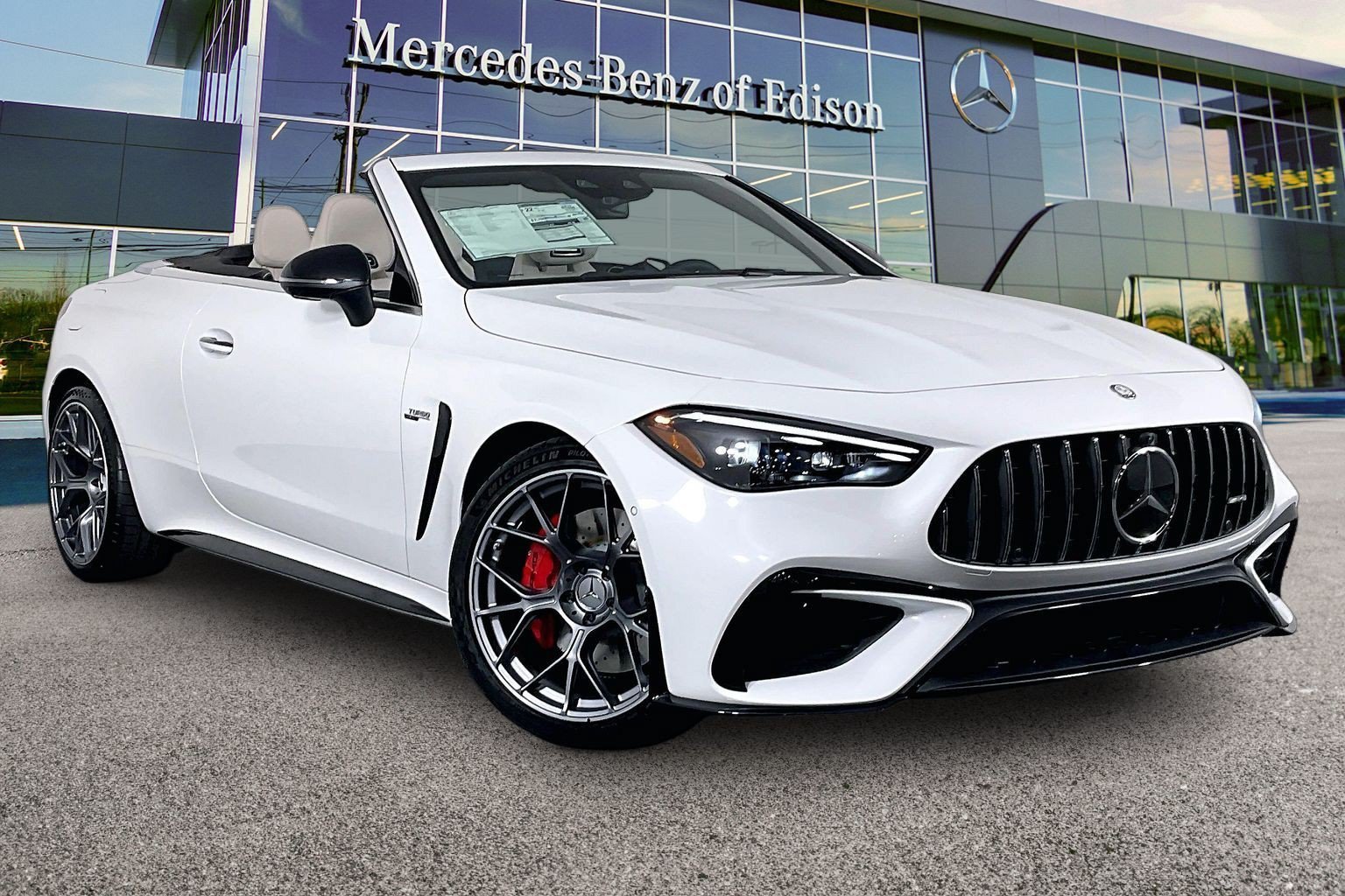 New 2027 MANUFAKTUR Moonlight White Metallic Mercedes-Benz AMG® CLE 53 4MATIC+ Cabriolet image 14