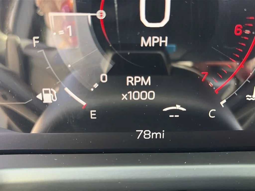 2026 GMC Acadia Denali - Photo 19