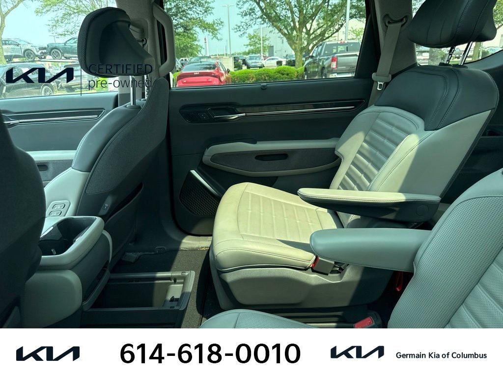 Used 2024 Green Kia Land image 10