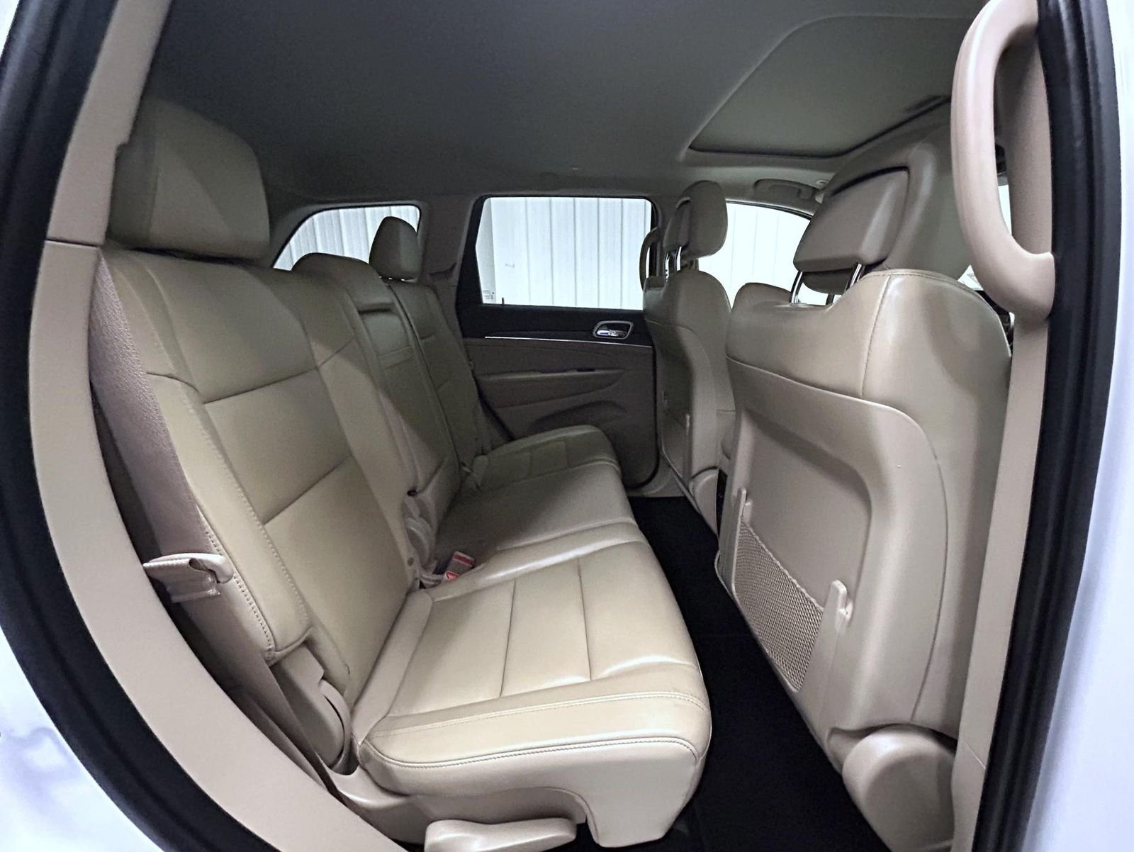 Used 2019 White Jeep Limited image 18