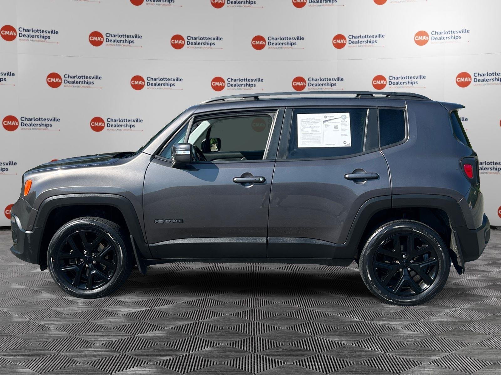 Used 2018  JEEP ALTITUDE image 2