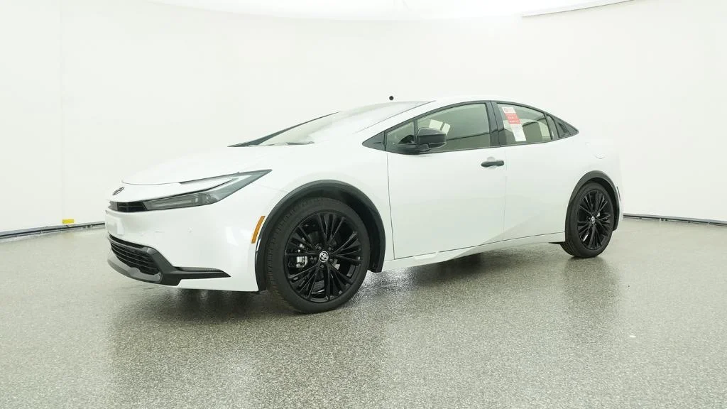 New 2026 Wind Chill Pearl Toyota Nightshade Edition image 18