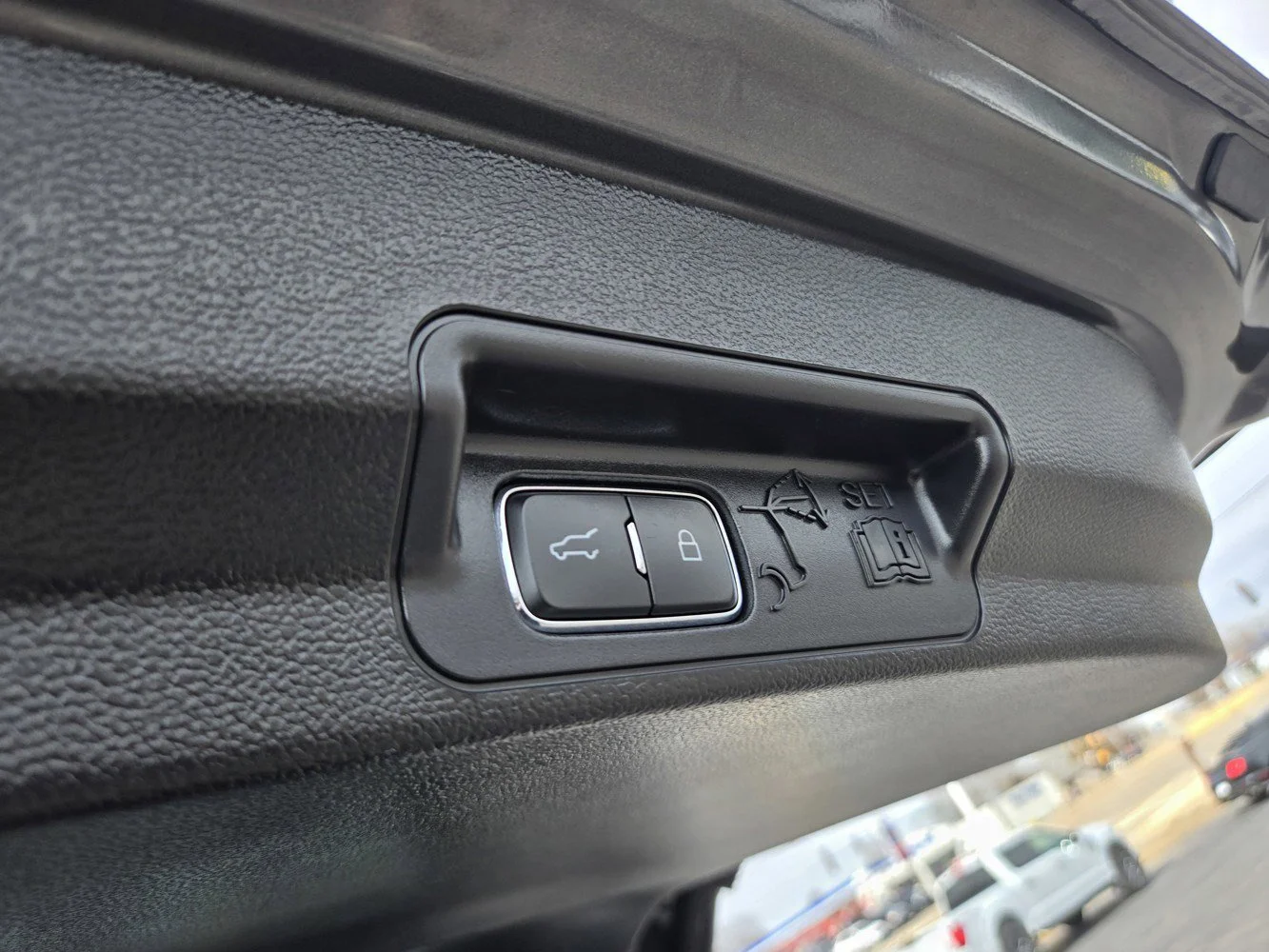 Used 2023  Ford XLT image 34