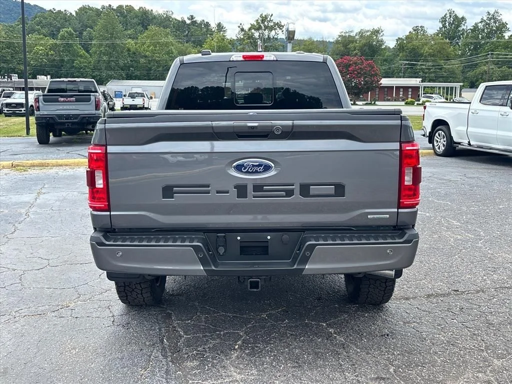 Used 2021 Gray Ford XLT image 6