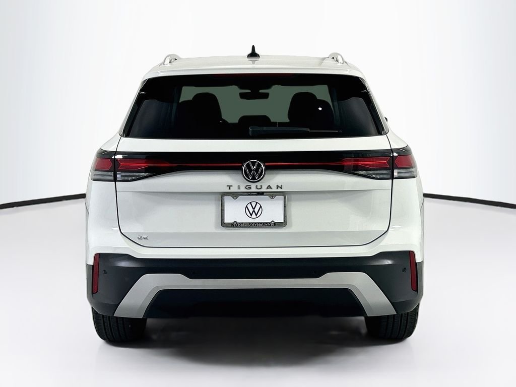 Certified Used 2025 White Volkswagen 2.0T SE image 6