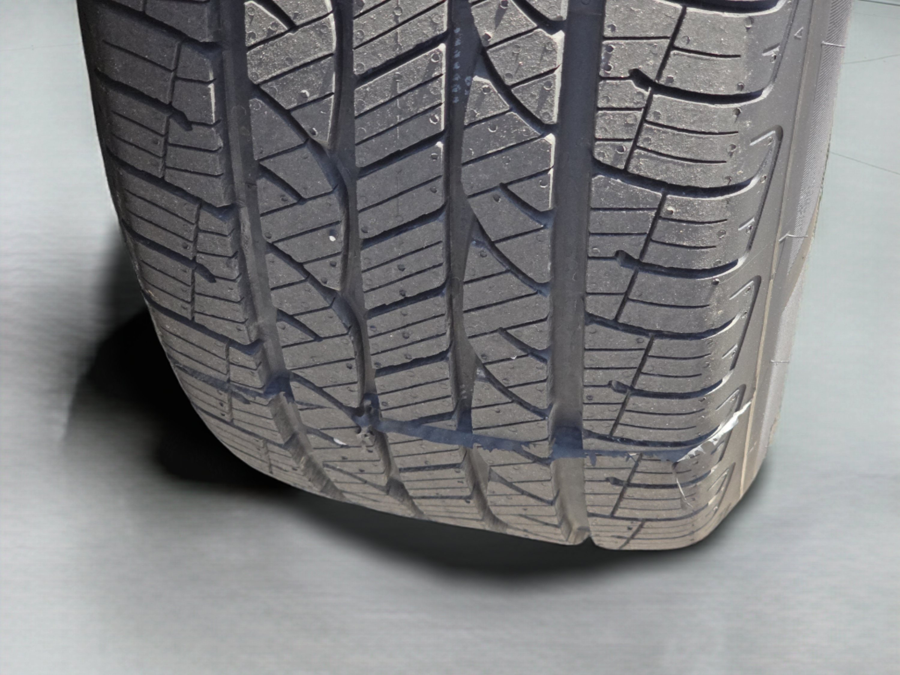Used 2023 Gray Metallic Ford Select image 13