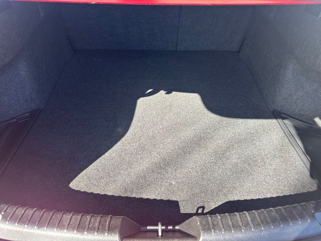 Used 2015 Red Mazda i Grand Touring image 27