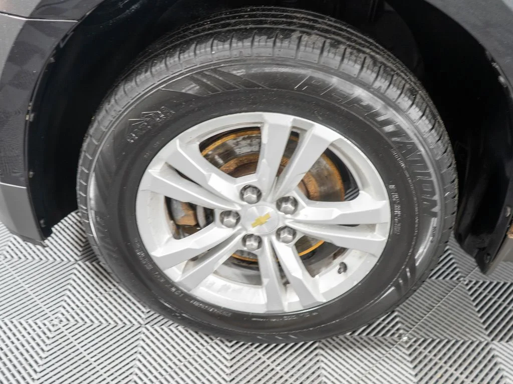 Used 2012 Black Chevrolet LT image 23