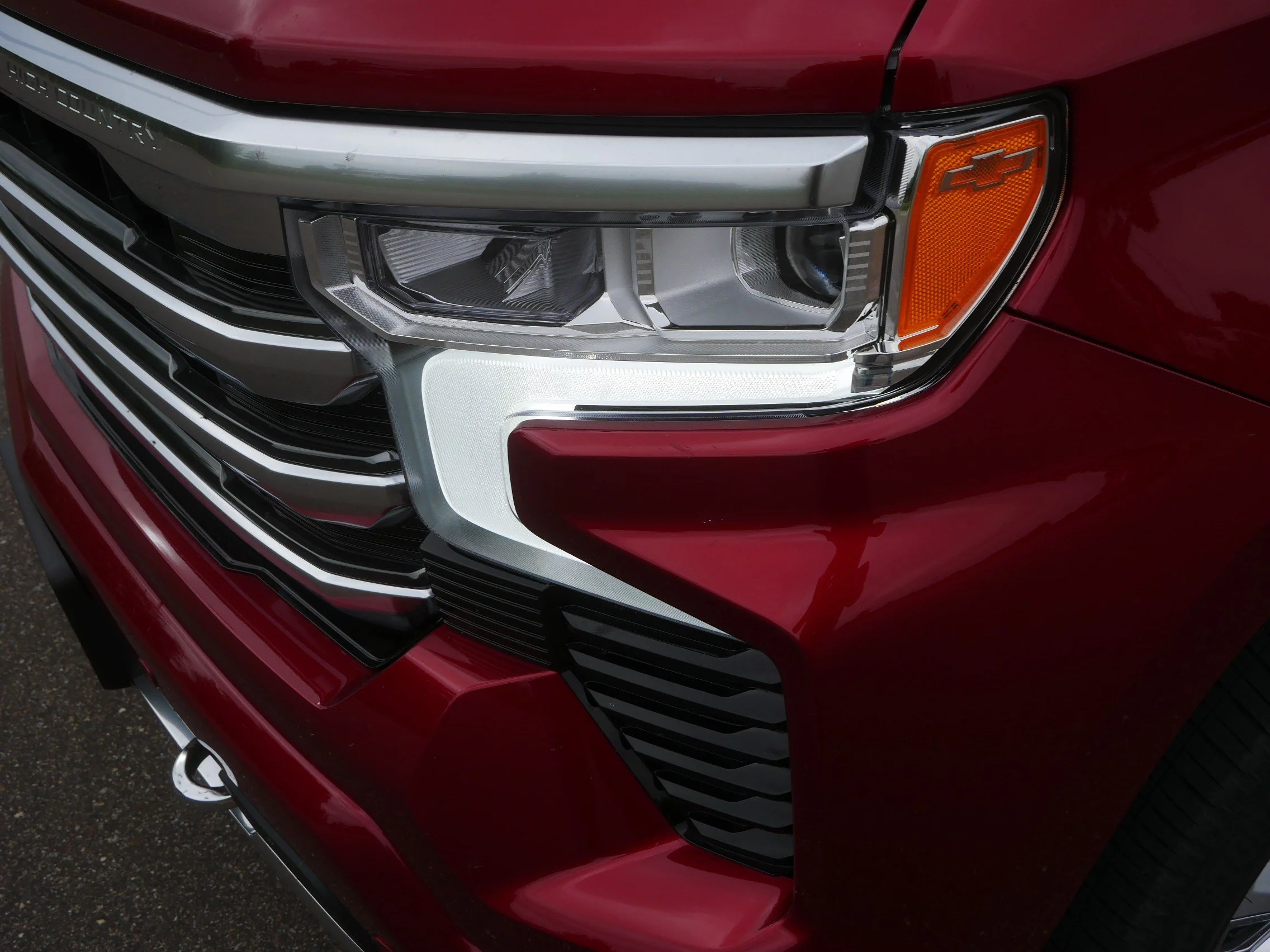 Used 2024 Red Chevrolet High Country image 15