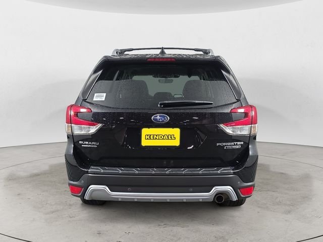 Used 2022 Black Subaru Touring image 4