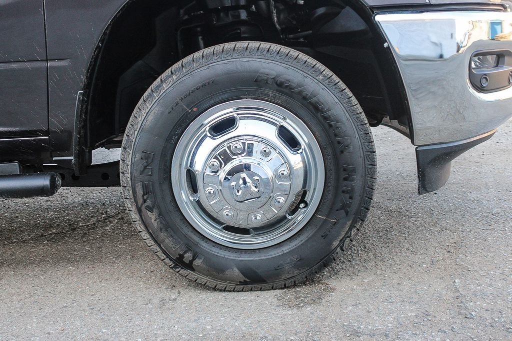 New 2026 Crystal Metallic Ram Tradesman image 11