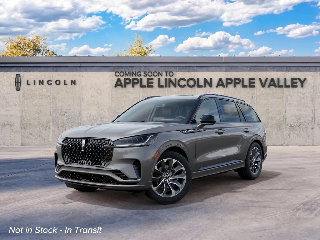 New 2027 Gray Lincoln Premiere image 2