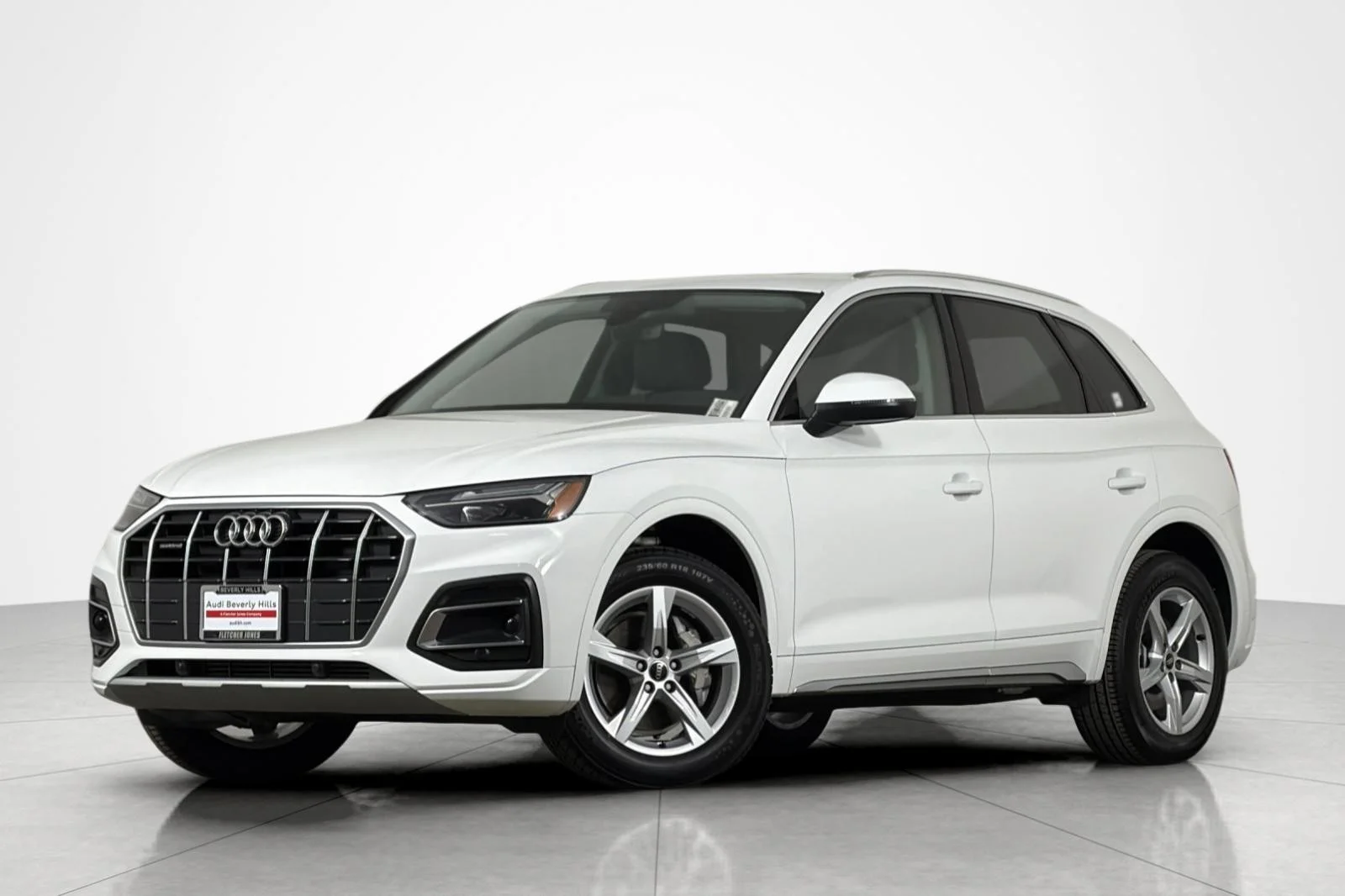 2023 Audi Q5 40 Premium's photo