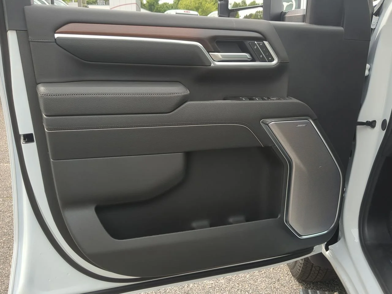 New 2026 Summit White GMC Denali DRW image 23