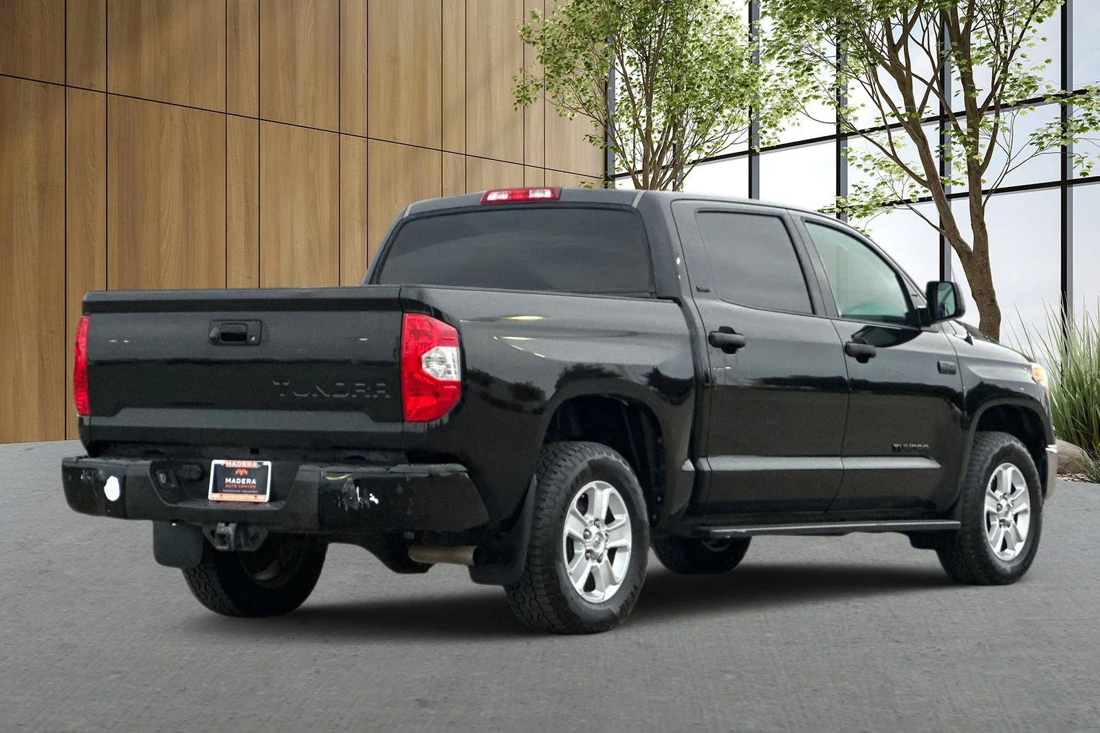 Used 2017 Black Toyota SR5 image 4