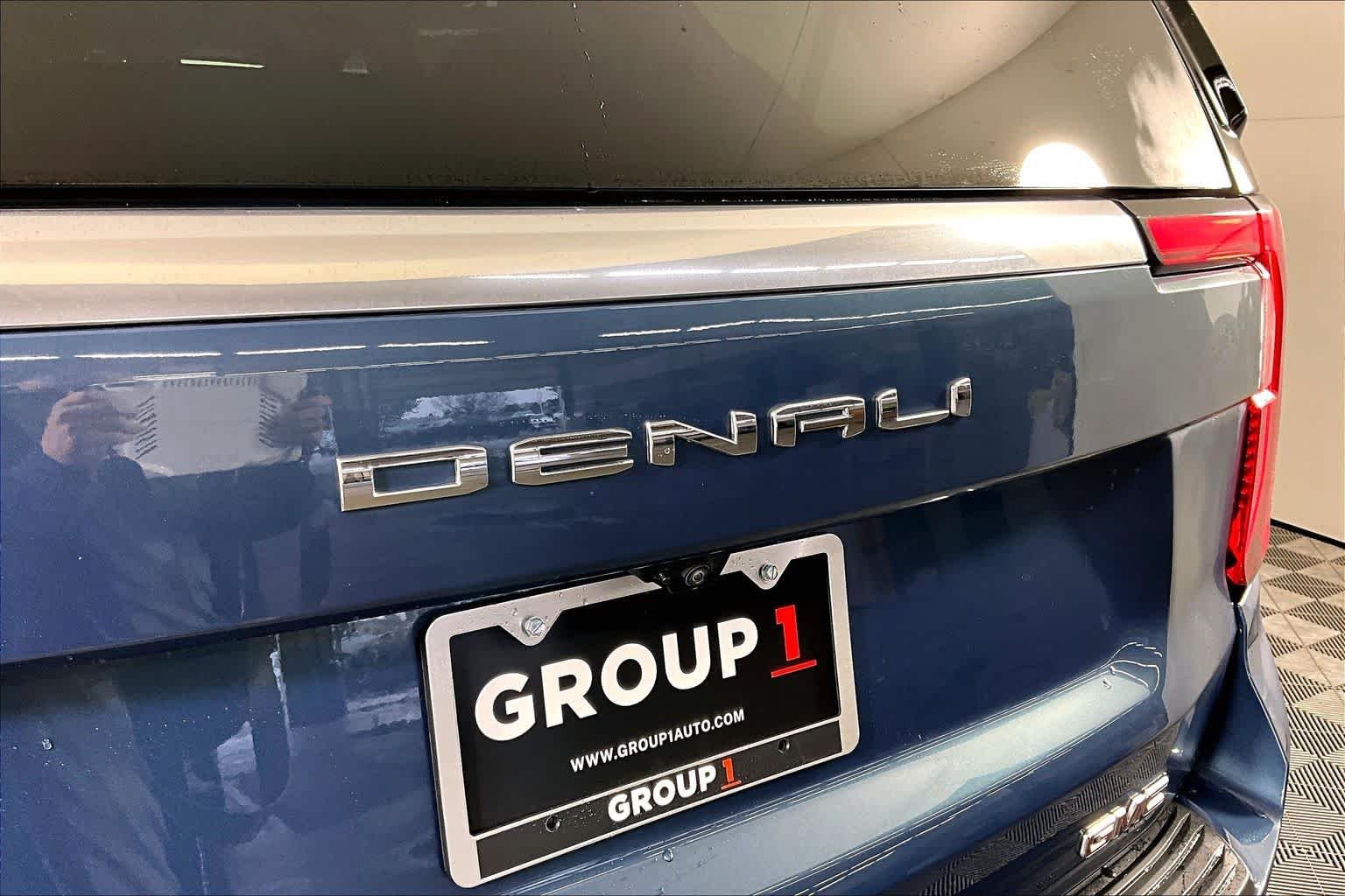 2026 GMC Yukon Denali - Photo 10