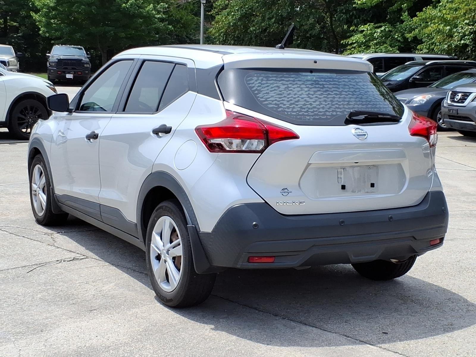 Used 2020 Brilliant Silver Metallic Nissan S image 9