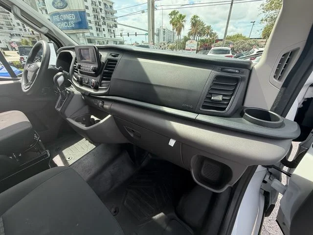 Used 2025 Oxford White Ford Base image 43