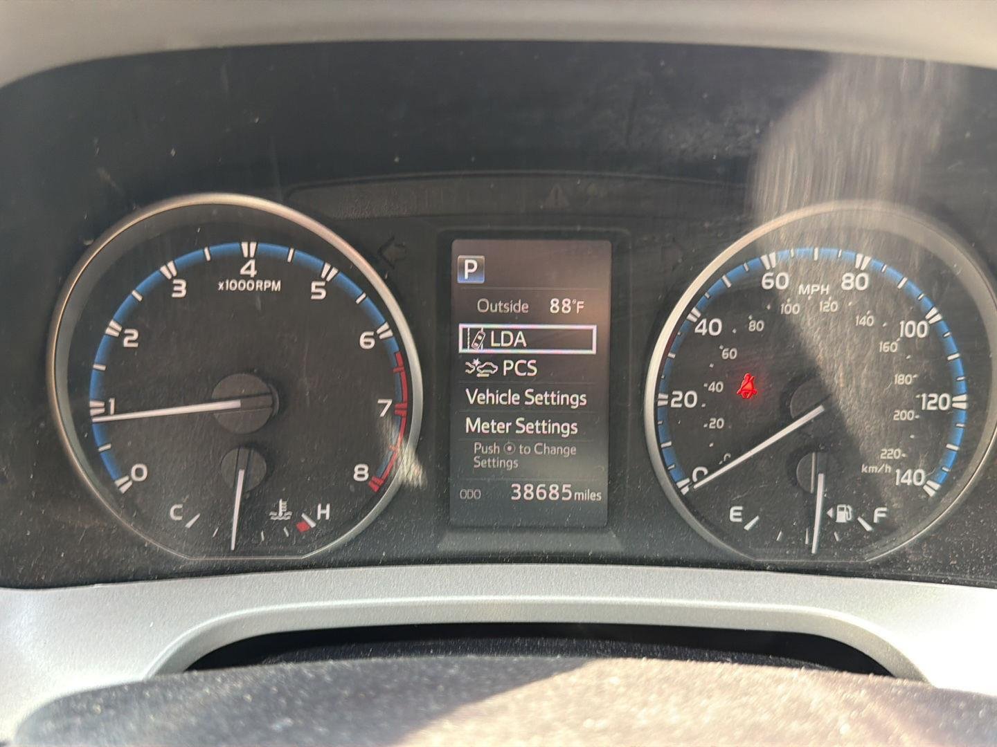 Used 2018 Black Toyota LE image 4