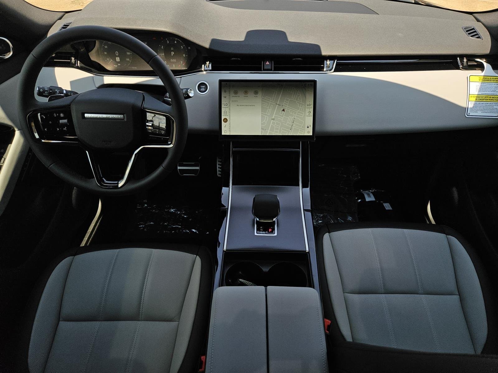 New 2026 Santorini Black Land Rover Dynamic SE image 30