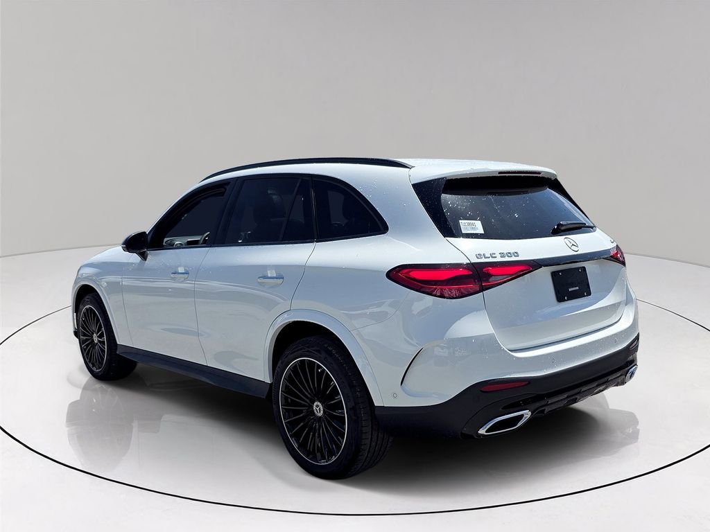 New 2026 Polar White Mercedes-Benz GLC 300 image 4