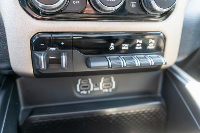 Used 2020 Black Ram Laramie image 34