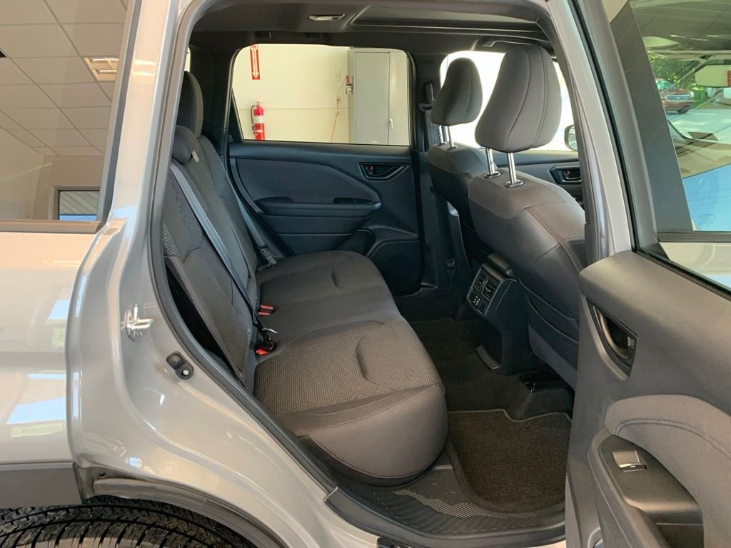 2025 Subaru Forester Premium - Photo 16