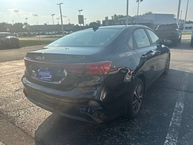 Used 2024 Aurora Black Pearl Kia LXS image 5