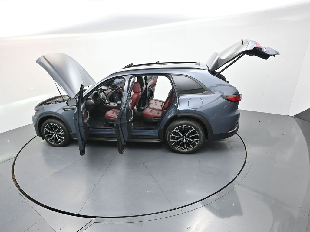 Used 2025 Gray Mazda Premium Plus image 32