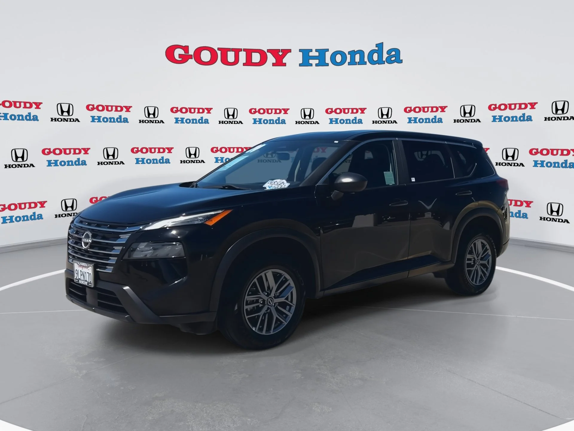 Used 2024 Super Black Nissan S image 4