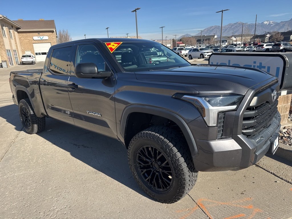 2022 Toyota Tundra SR5