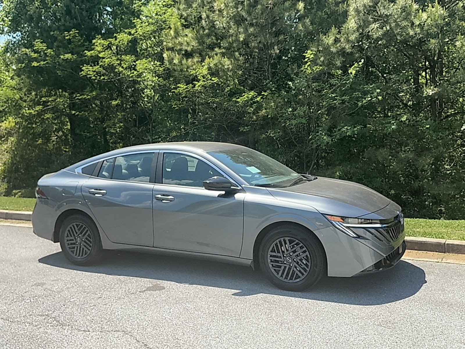 2026 Nissan Sentra SV CVT's photo