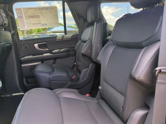 New 2026 Marsh Gray Ford Platinum® image 14