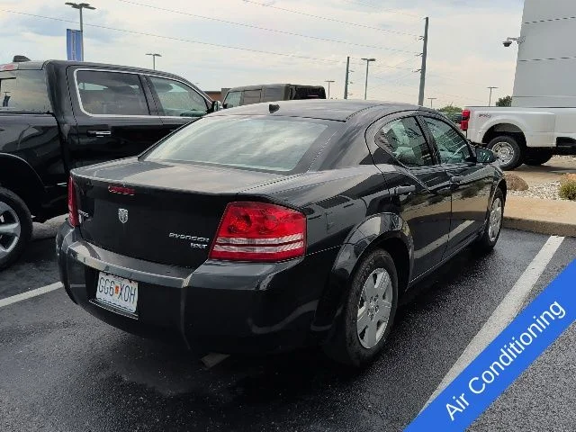 Used 2010 Brilliant Black Crystal Pearlcoat Dodge SXT image 5