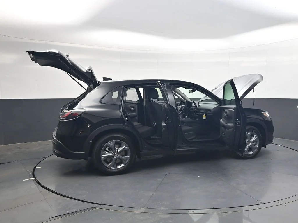 New 2027 Crystal Black Pearl Honda LX image 32