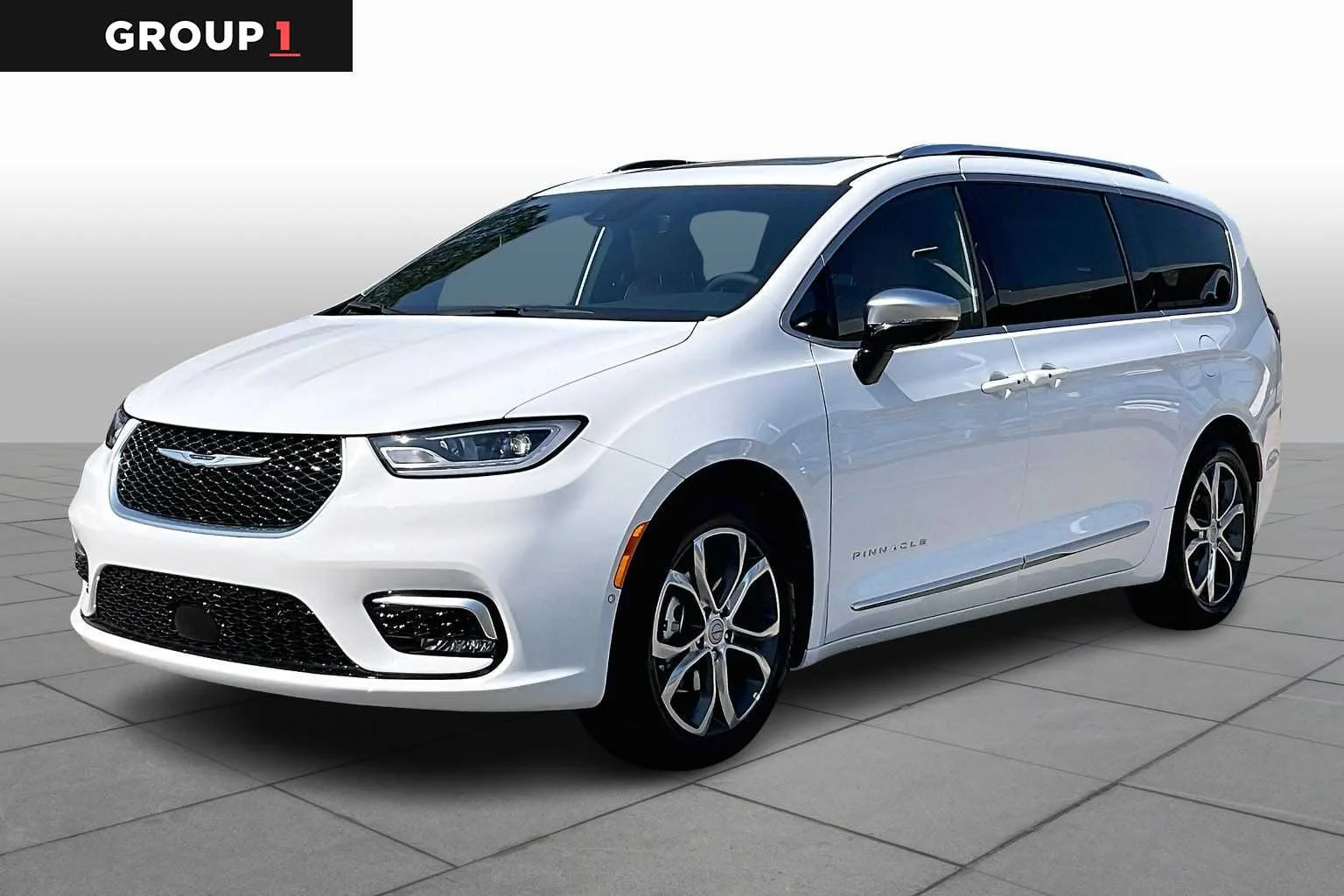 2026 Chrysler Pacifica Pinnacle's photo