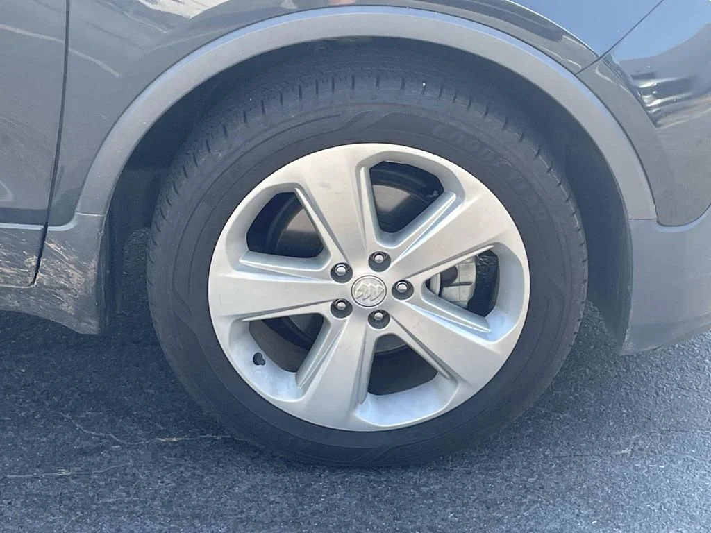 Used 2015 Black Buick Base image 10