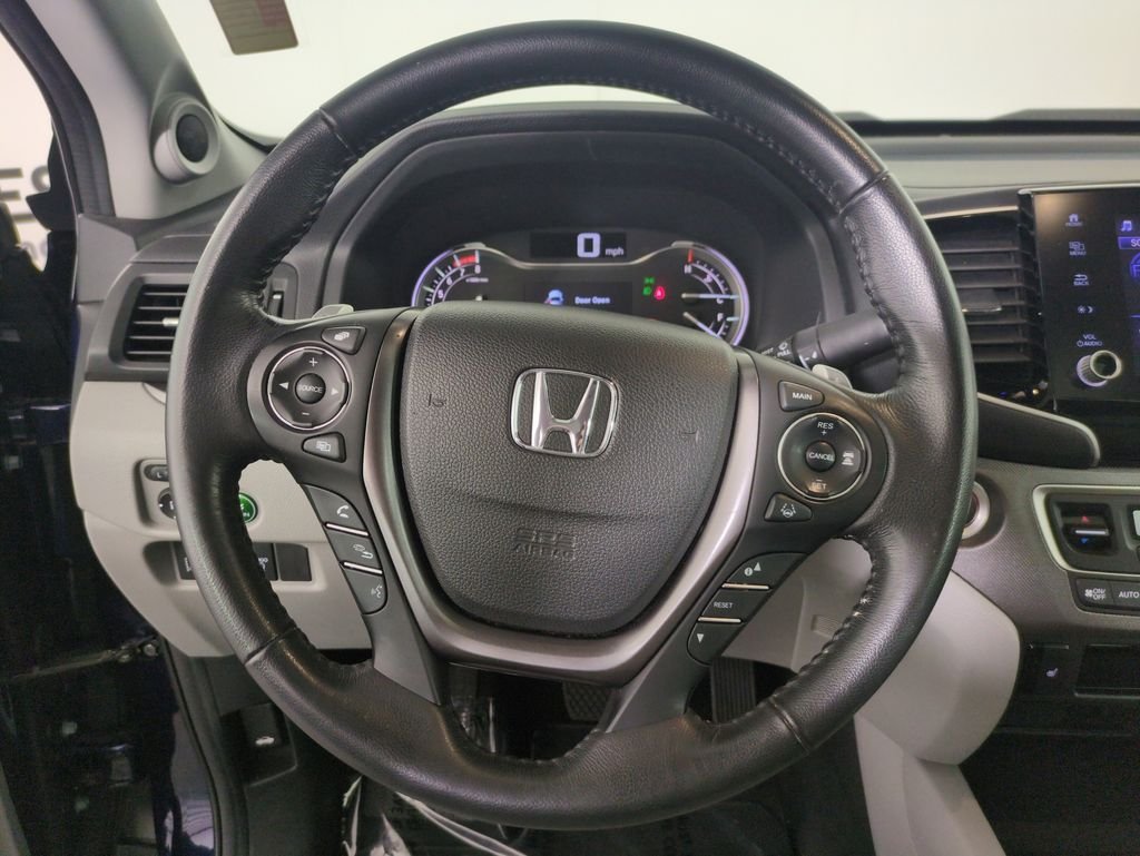 Used 2023 Platinum White Pearl Honda RTL image 14